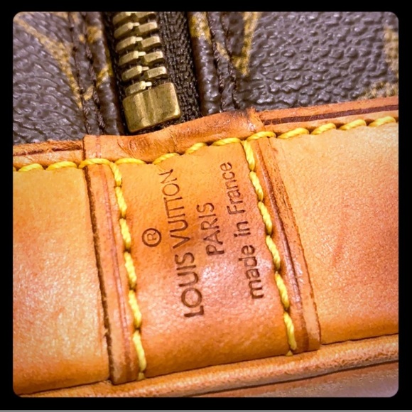 GU Louis Vuitton Monogram ALMA Satchel Handbag - Picture 5 of 8